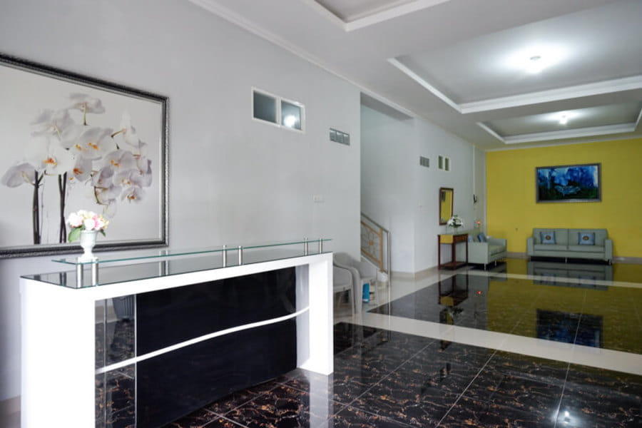 RedDoorz @ City Park Medoho Semarang