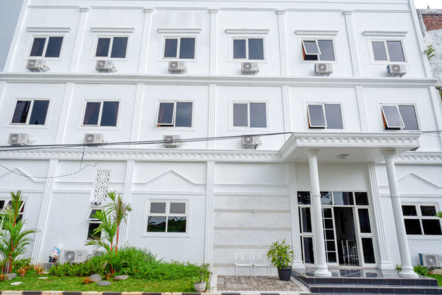 RedDoorz @ City Park Medoho Semarang