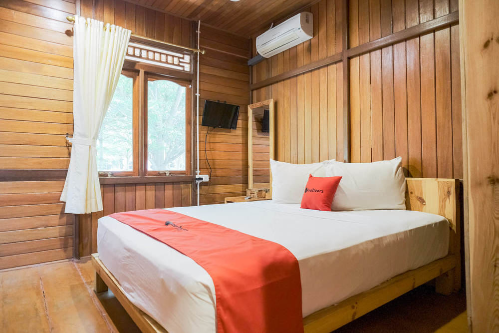RedDoorz Suite
