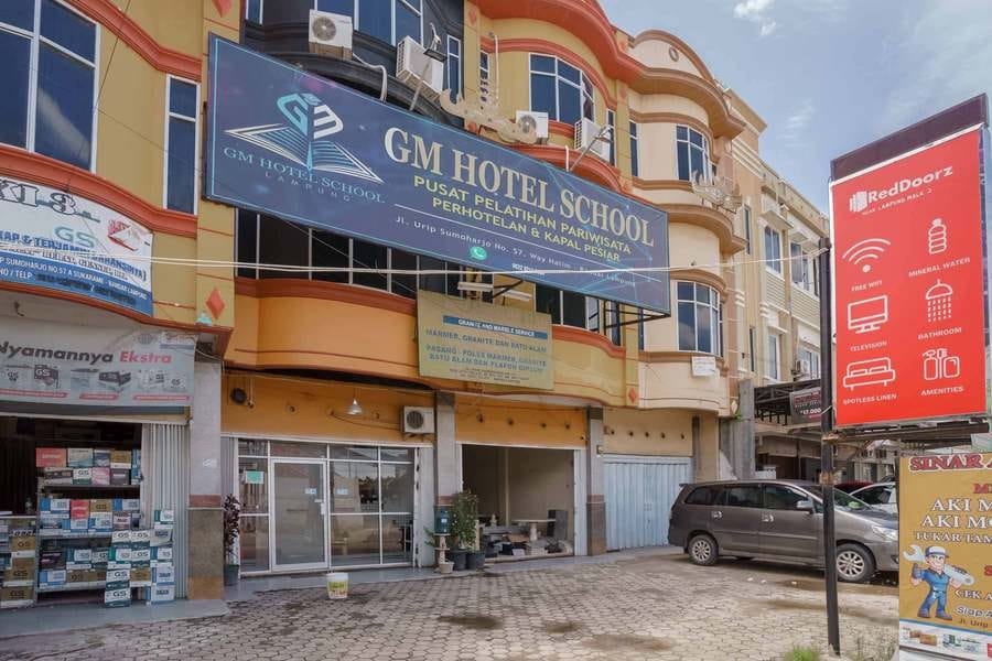 Reddoorz near Lampung Walk 2