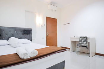wisma delapan RedPartner