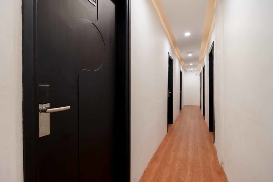 RedDoorz @ Jotel Guest House