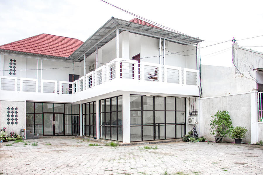 Samar Wulu Guest House Syariah RedPartner near Ketapang