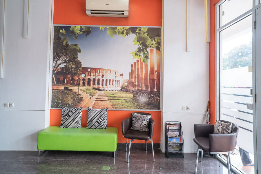 RedDoorz @ Tirta Mansion Paramount Gading Serpong 