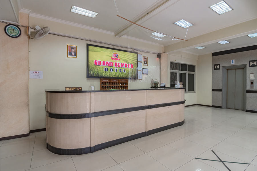 Grand Kembar Hotel RedPartner