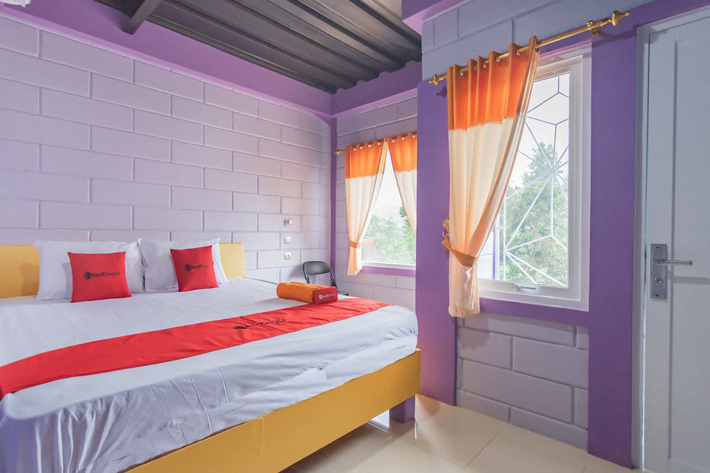 RedDoorz Suite