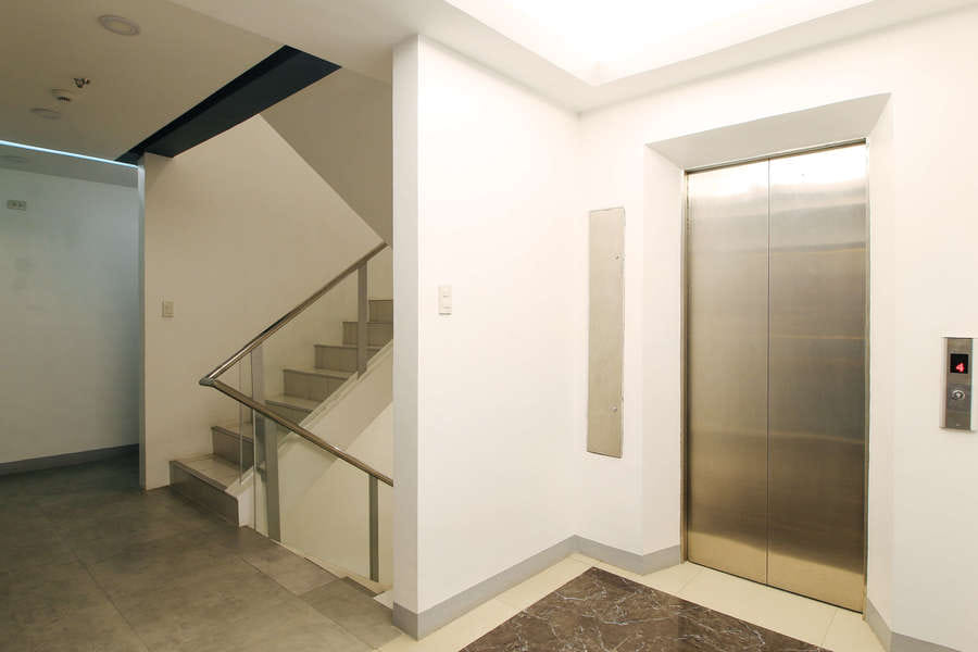 Reddoorz Plus @ San Marcelino Malate