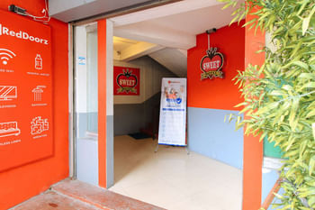 Reddoorz @ P Florentino Street Sampaloc Manila
