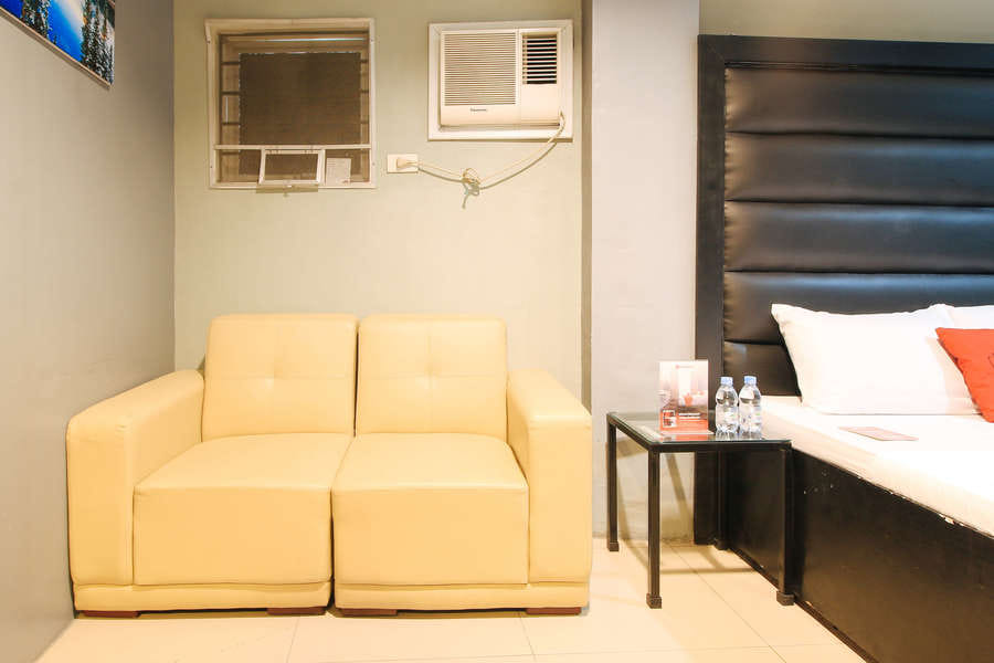 Reddoorz @ P Florentino Street Sampaloc Manila