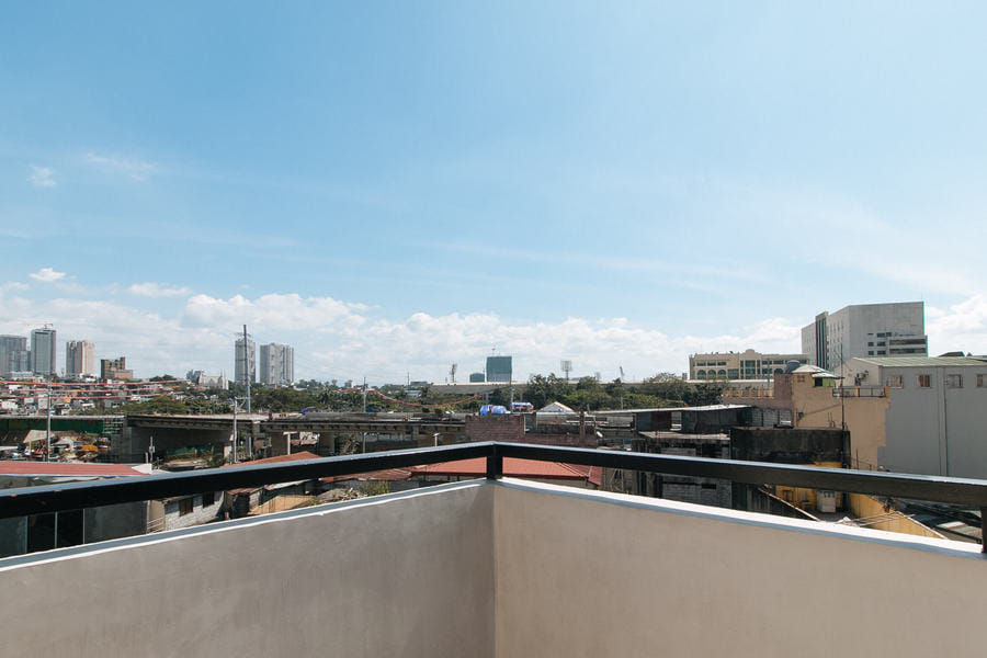 Reddoorz Plus near Uptown BGC Mall