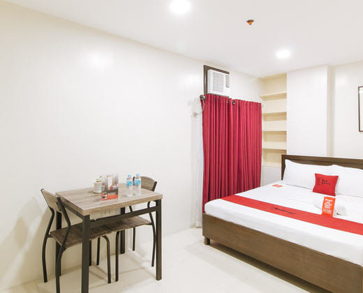 RedDoorz near Fernwoods Garden Quezon City