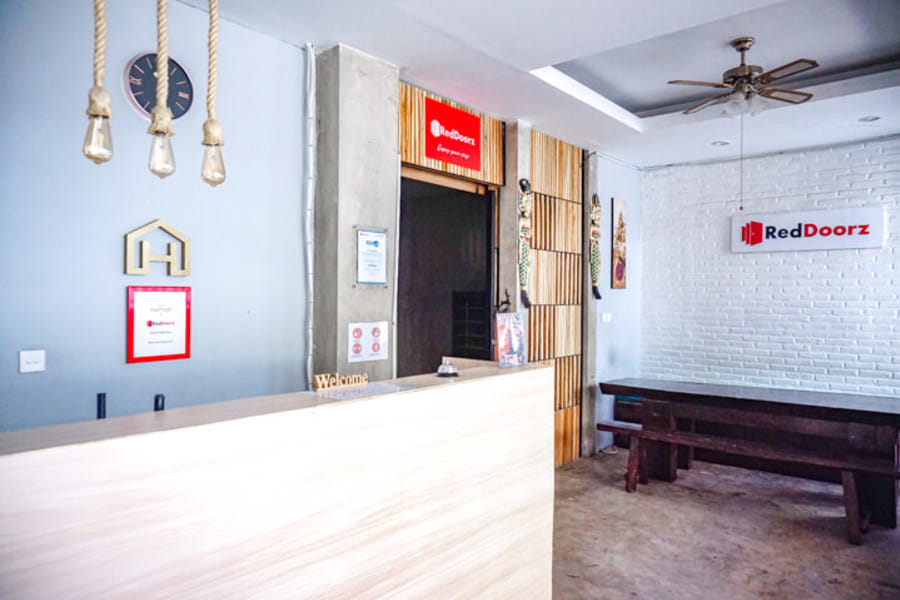 RedDoorz Hostel Near Ngurah Rai Airport Kuta