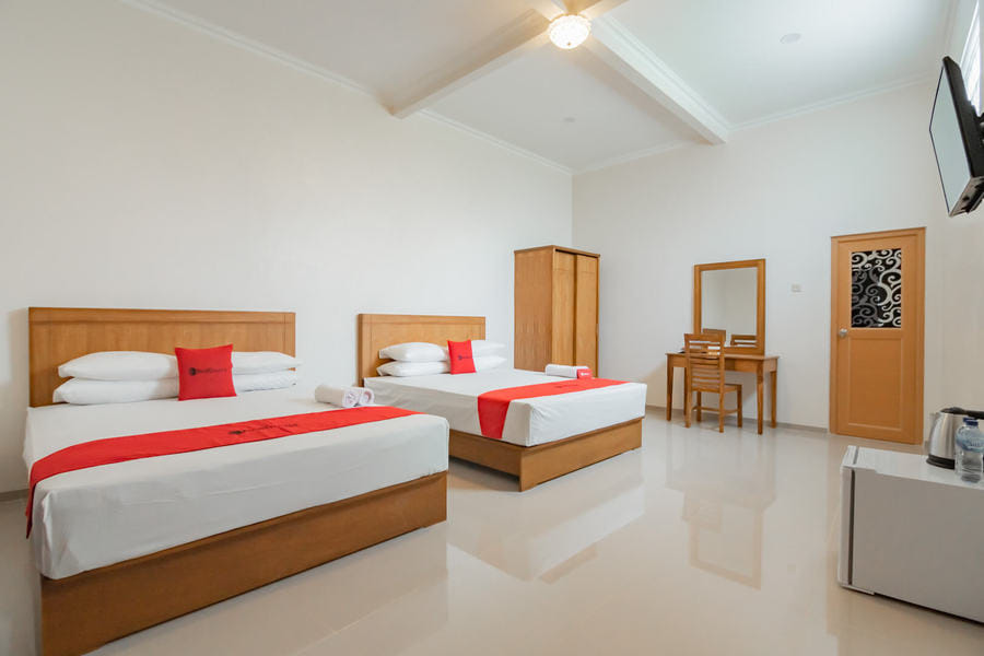 RedDoorz Syariah Plus @ Perintis Guesthouse Tasikmalaya