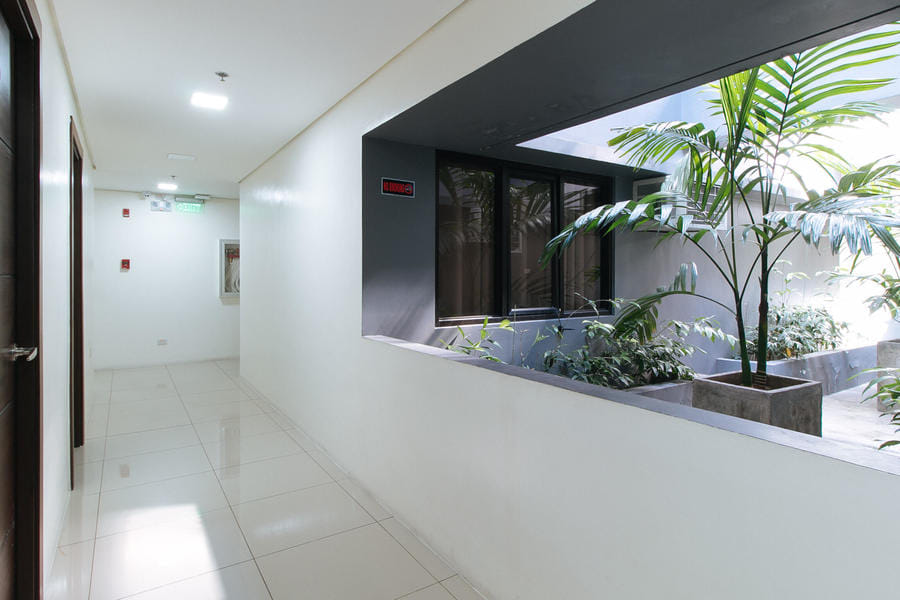 RedDoorz Plus @ Evangelista Street Makati