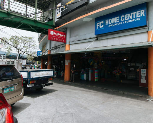 RedDoorz Plus @ EDSA Congressional