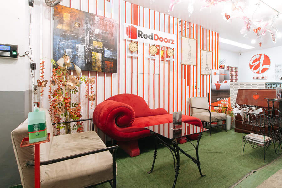 RedDoorz @ EL Highway Hotel Bulacan