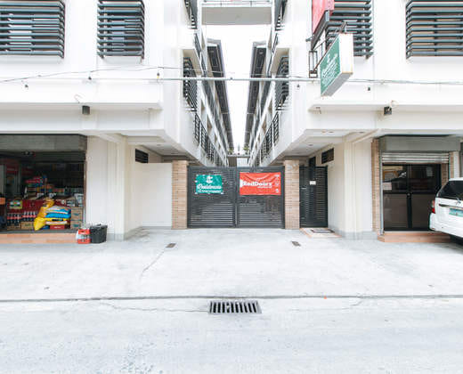 RedDoorz near Pasay Taft
