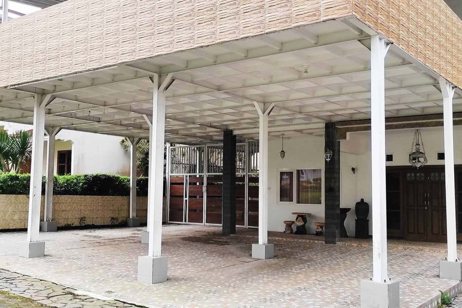 Pertiwi Homestay Near Museum Angkut Batu