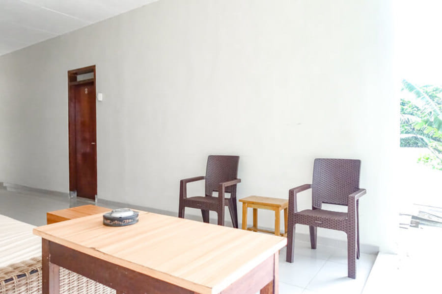 RedDoorz @ Simpang Borobudur