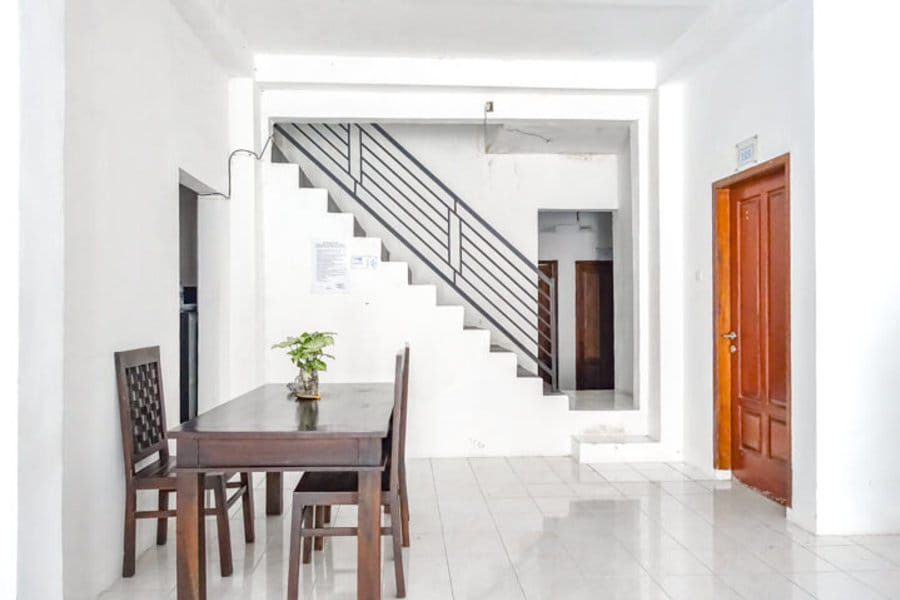 RedDoorz near Eco Green Park Batu 