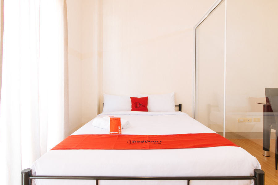 RedDoorz Plus @ Alpina Heights Paranaque