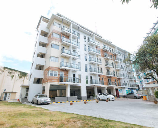 RedDoorz Plus @ Alpina Heights Paranaque