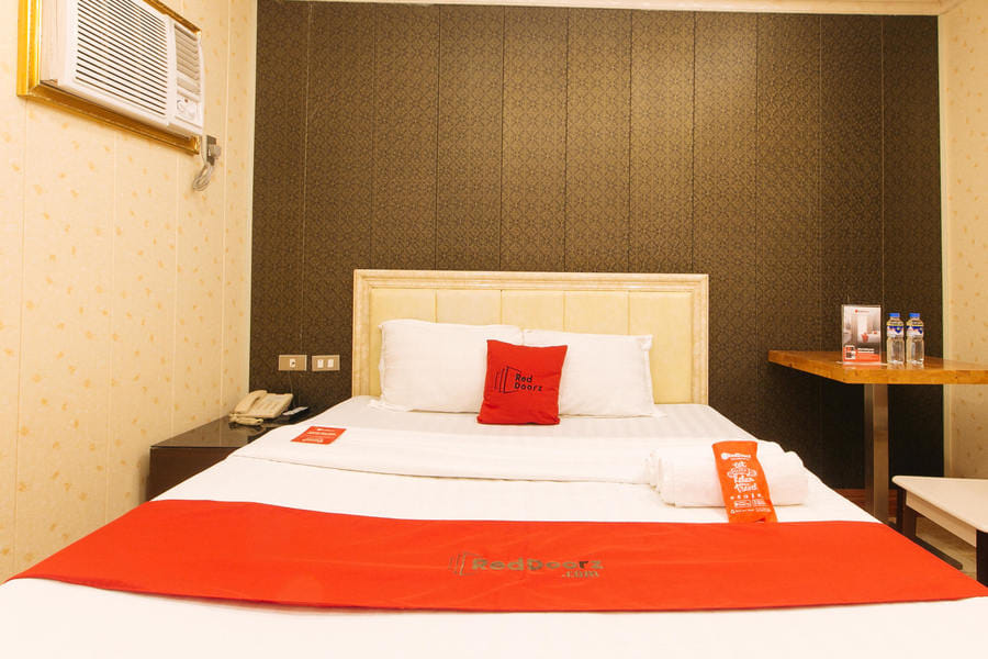 RedDoorz Plus @ Winter Benitez