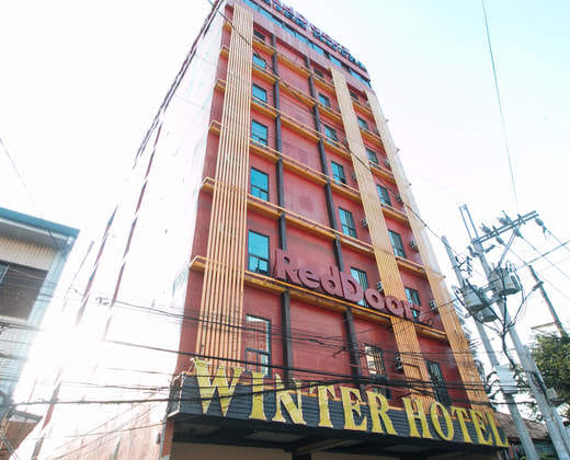RedDoorz Plus @ Winter Benitez