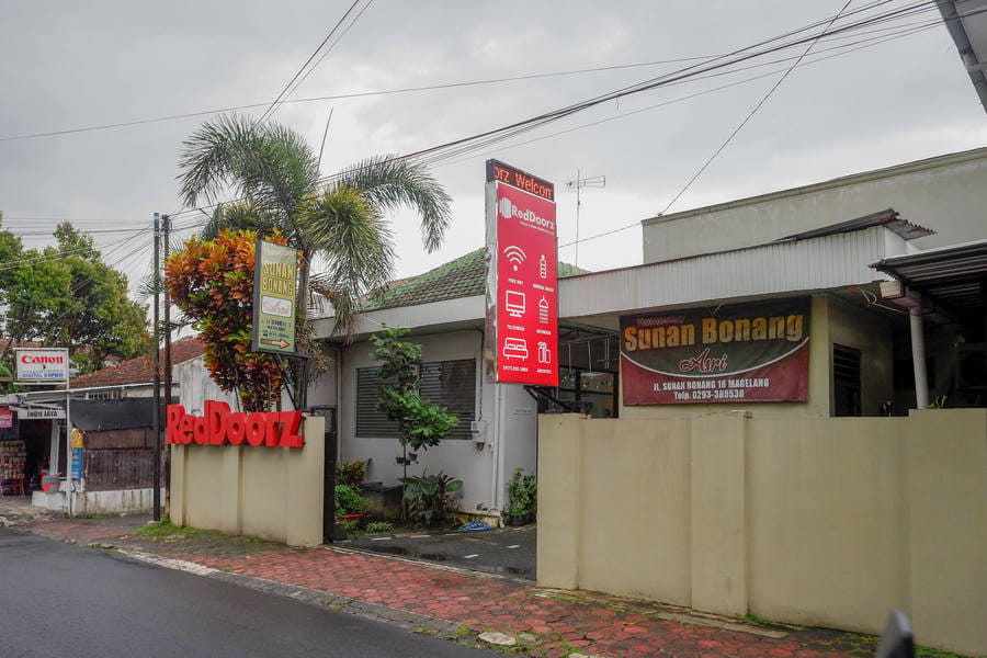 RedDoorz Syariah @ Sunan Bonang Magelang