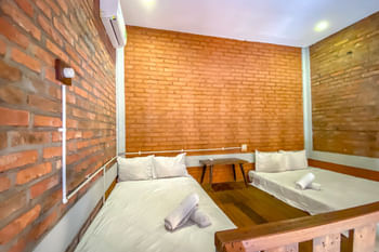 Griya Gribig Guest House Mitra RedDoorz