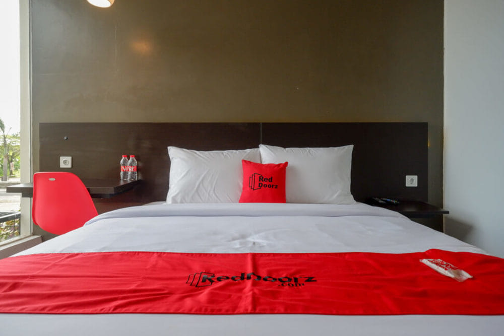 RedDoorz Room