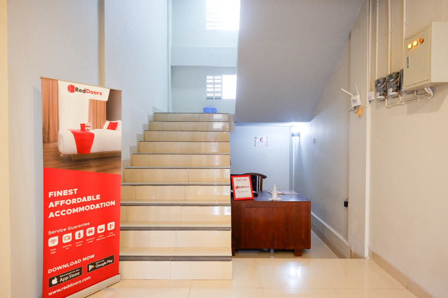 RedDoorz Plus near Jogja City Mall 5