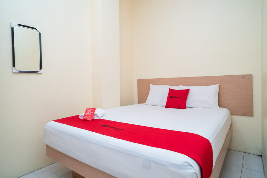 RedDoorz Syariah near Taman Siring 2 Banjarmasin