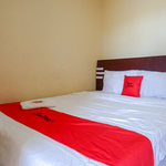 RedDoorz @ Losari Area 2 Makassar