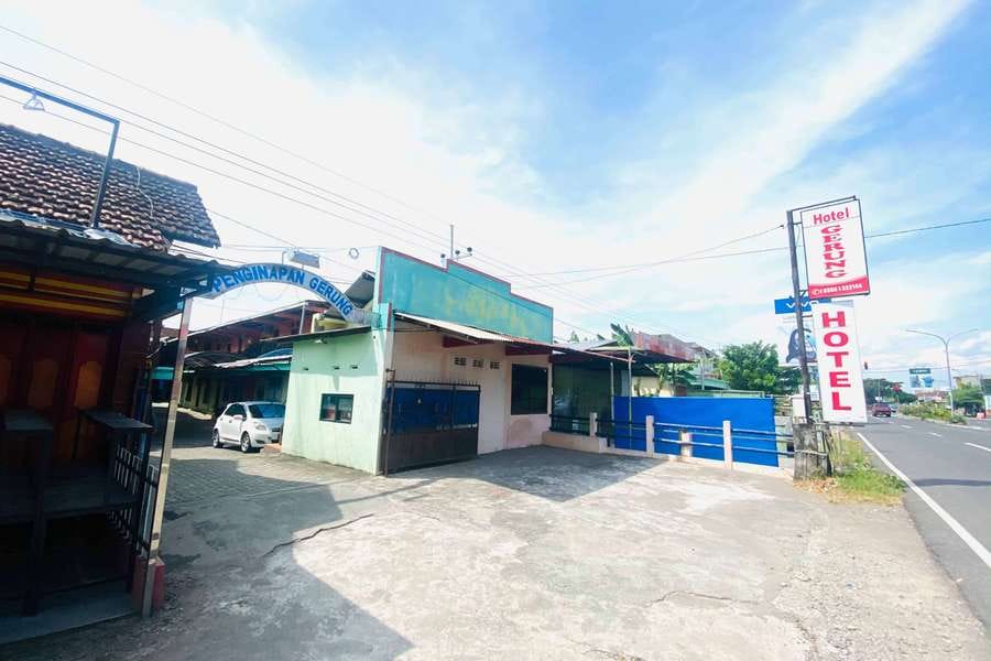 Hotel Gerung 1 near Alun Alun Nganjuk Mitra RedDoorz