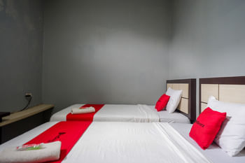 RedDoorz near Universitas Muhammadiyah Makassar