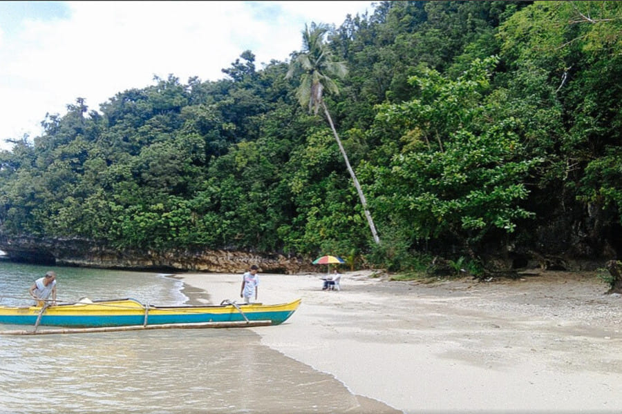 RedDoorz @ Western Highway Lodge Hotel