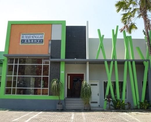 RedDoorz Syariah near Balai Kota Probolinggo 2