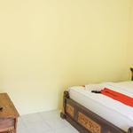 RedDoorz Syariah near Balai Kota Probolinggo 2
