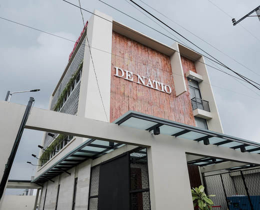 RedDoorz near RS Royal Prima Medan 2