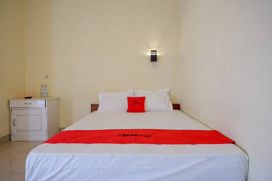 RedDoorz near Candi Cetho Karanganyar