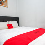 RedDoorz near Jalan Adi Sucipto Solo