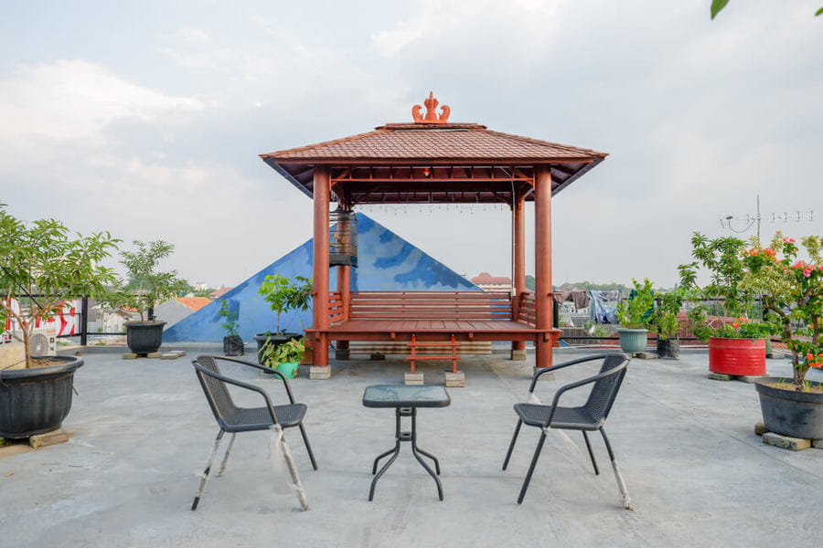 RedDoorz near Jalan Adi Sucipto Solo