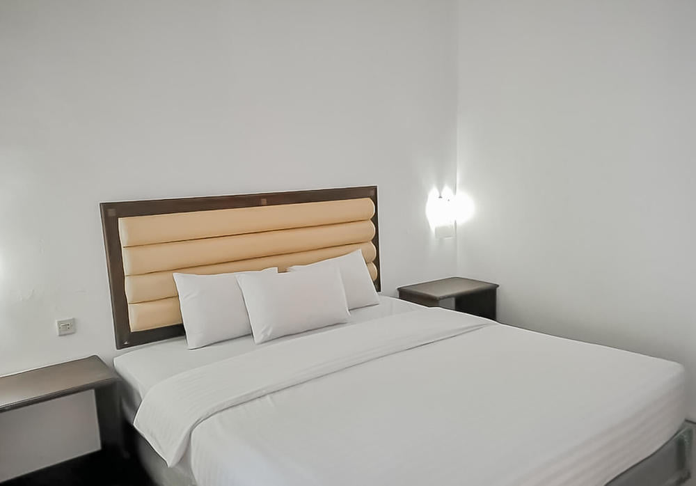 RedDoorz Room