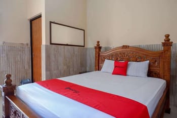 RedDoorz near Lokawisata Baturaden