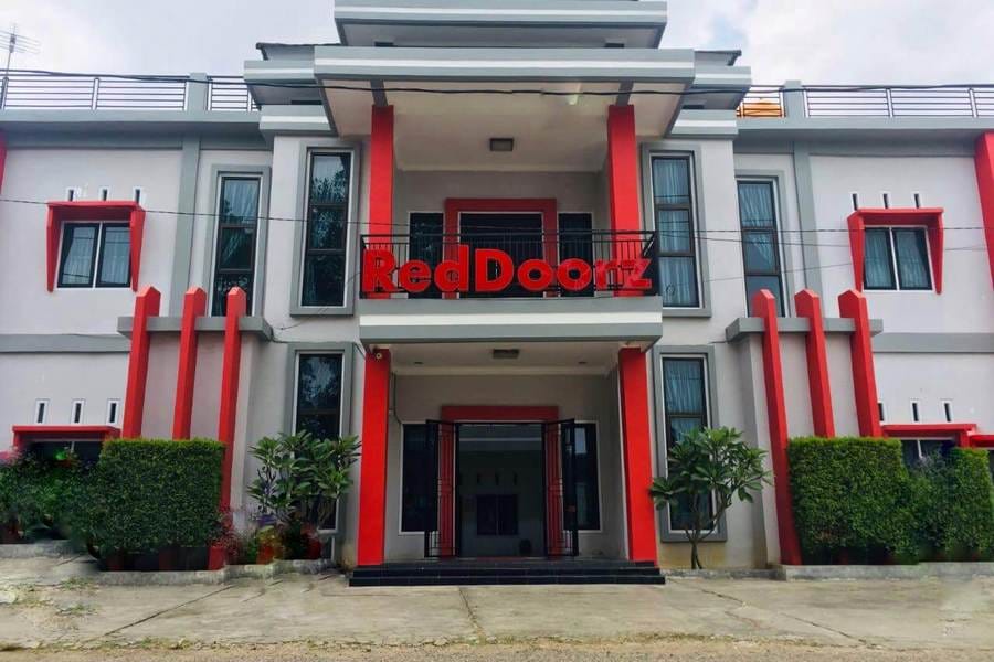 RedDoorz Syariah near Sultan Thaha Airport Jambi