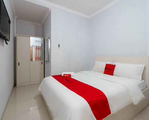 RedDoorz near Pantai Barat Pangandaran 2