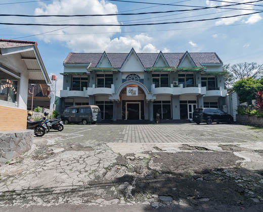 Dequr Hotel Dipati Ukur RedPartner