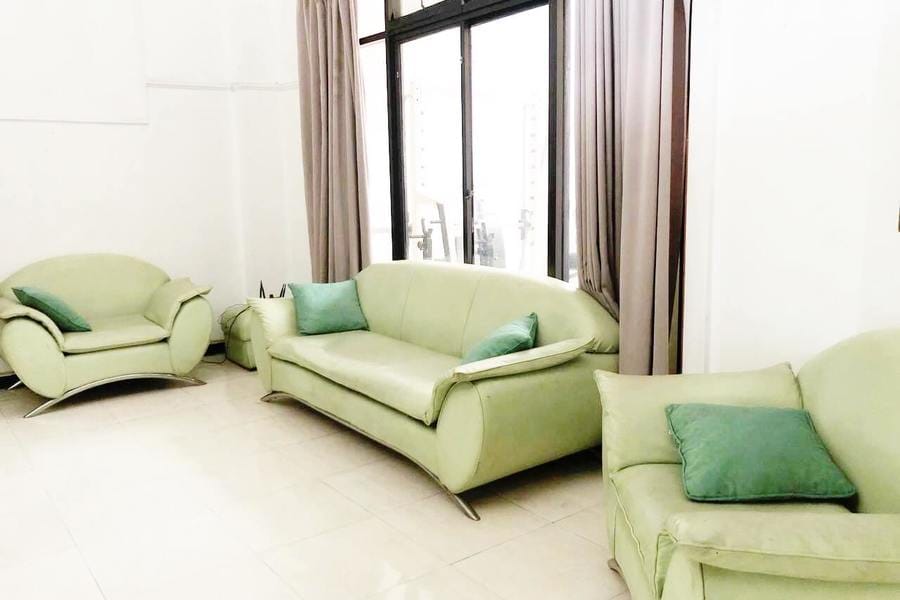 KoolKost @ Tenggilis (Minimum Stay 30 Nights)