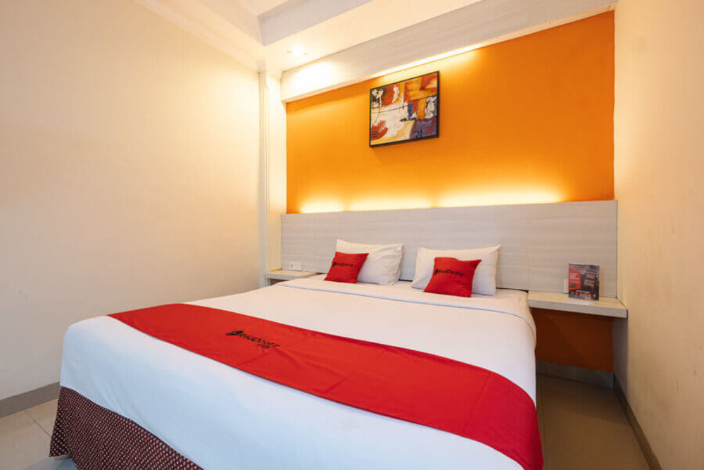 RedDoorz Suite